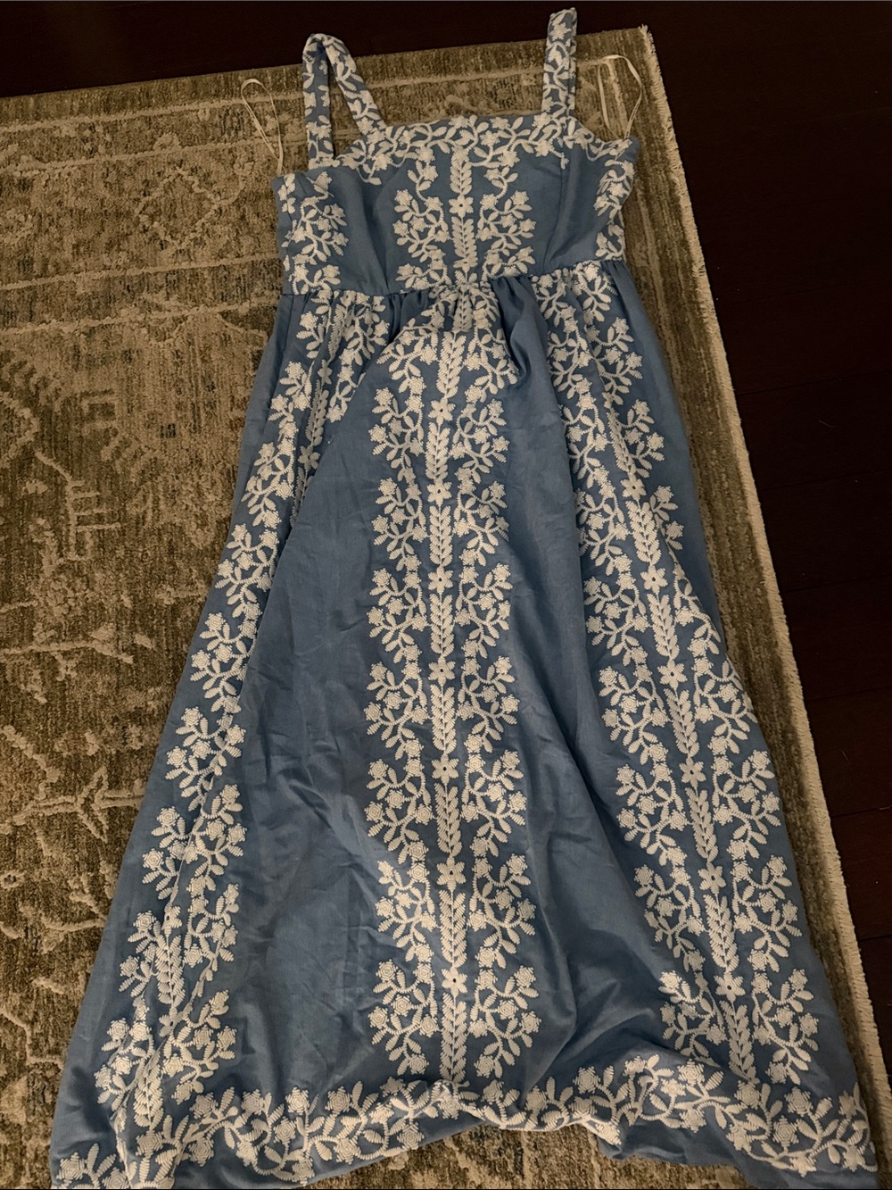 julia jordan Blue Maxi Dress with White Floral Embroidery